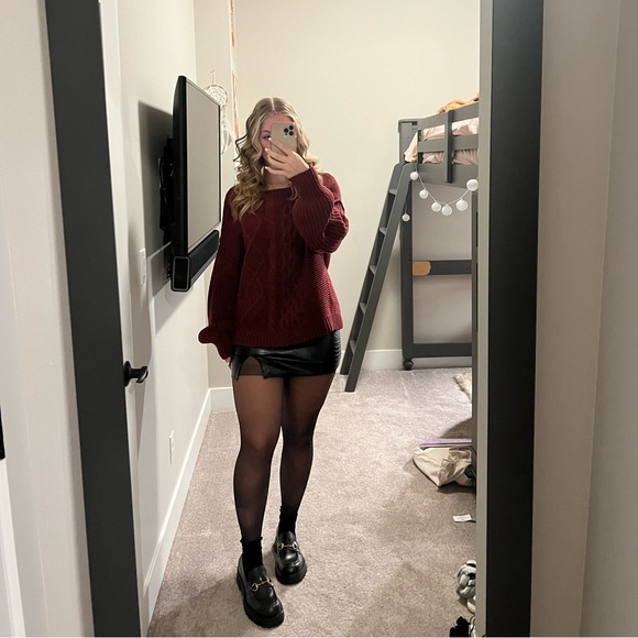 Meet your Posher, Justice - Picture 4 of 14